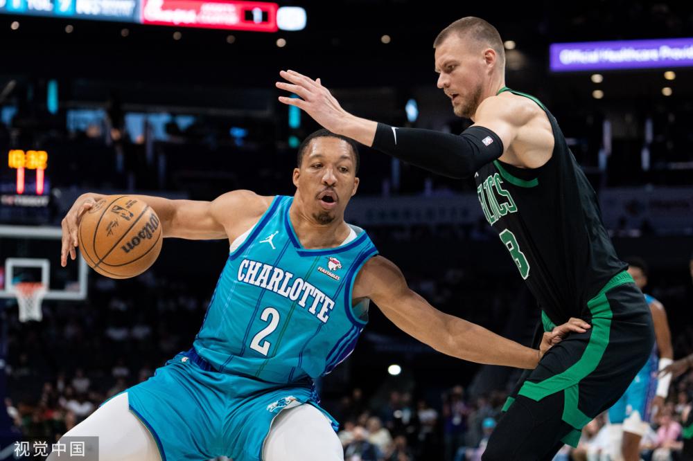 我们期待着 我们期待着